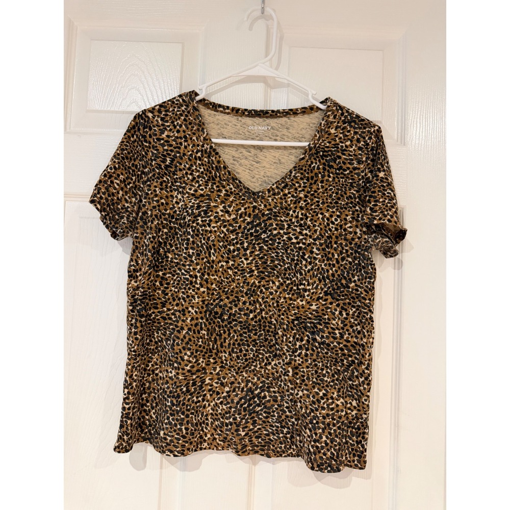 Old Navy Everywear Leopard Print V-Neck Short Sleeve Cotton Tee Shirt Small Tall